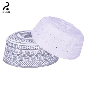 Men's Embroidered Islamic Kufi Hat, Lightweight Polyester Prayer Cap, Traditional Breathable Headwear for Casual Devotion and Cultural Pride